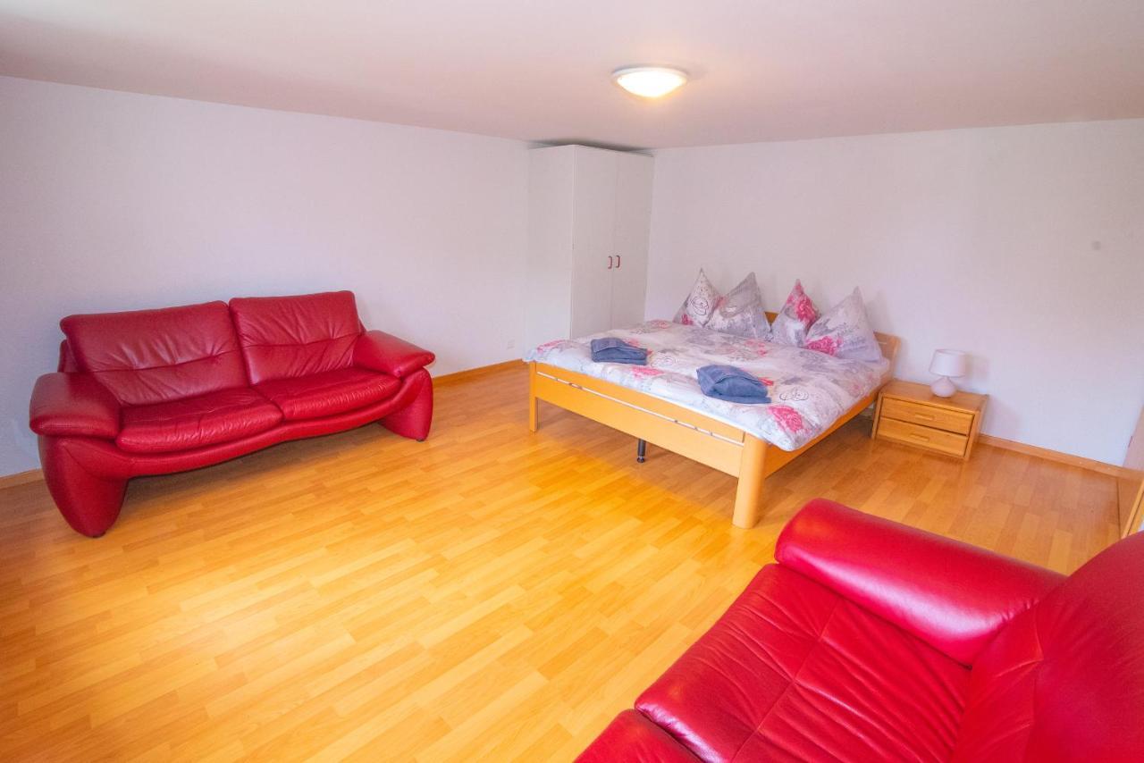 Sunny Day Holiday Apartment Unterseen Exterior photo